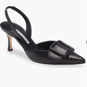 MANOLO BLAHNIK Maysli Black Buckle Detail Slingback Point Toe Pump Shoes 41 NEW